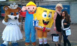 (L-R) Sophie Weston (Bear), James Bassett (Bob the builder) Kirsty Williams (Spongebob) Christian Richardson (Man in drag) with Rachel Shenton (Hollyoaks)