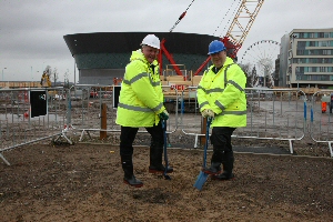  (l-r) Bob Prattey, Chief Executive ACC Liverpool and Mayor of Liverpool, Joe Anderson